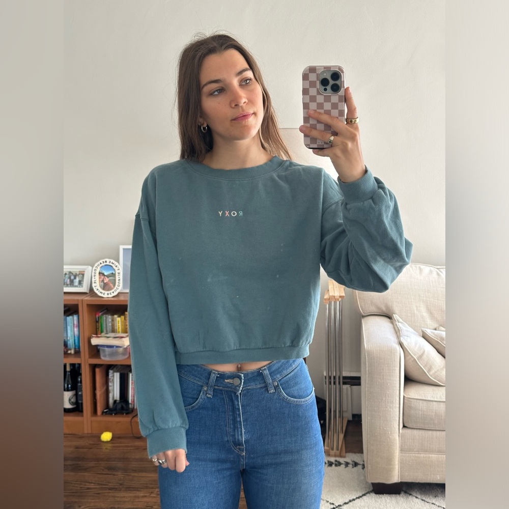 Cropped Roxy sweatshirt